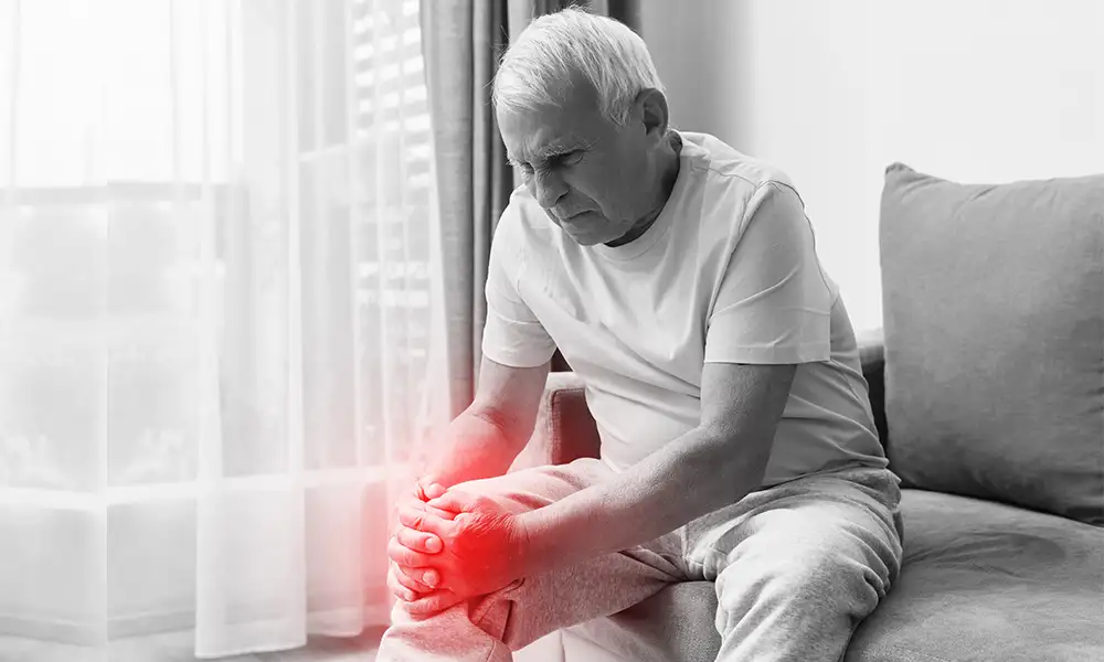 Rheumatoid Arthritis (RA): Symptoms, Risk Factors, Diagnosis, & Complications